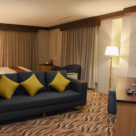 נג'ראן Florida Inn Hotel מראה חיצוני תמונה