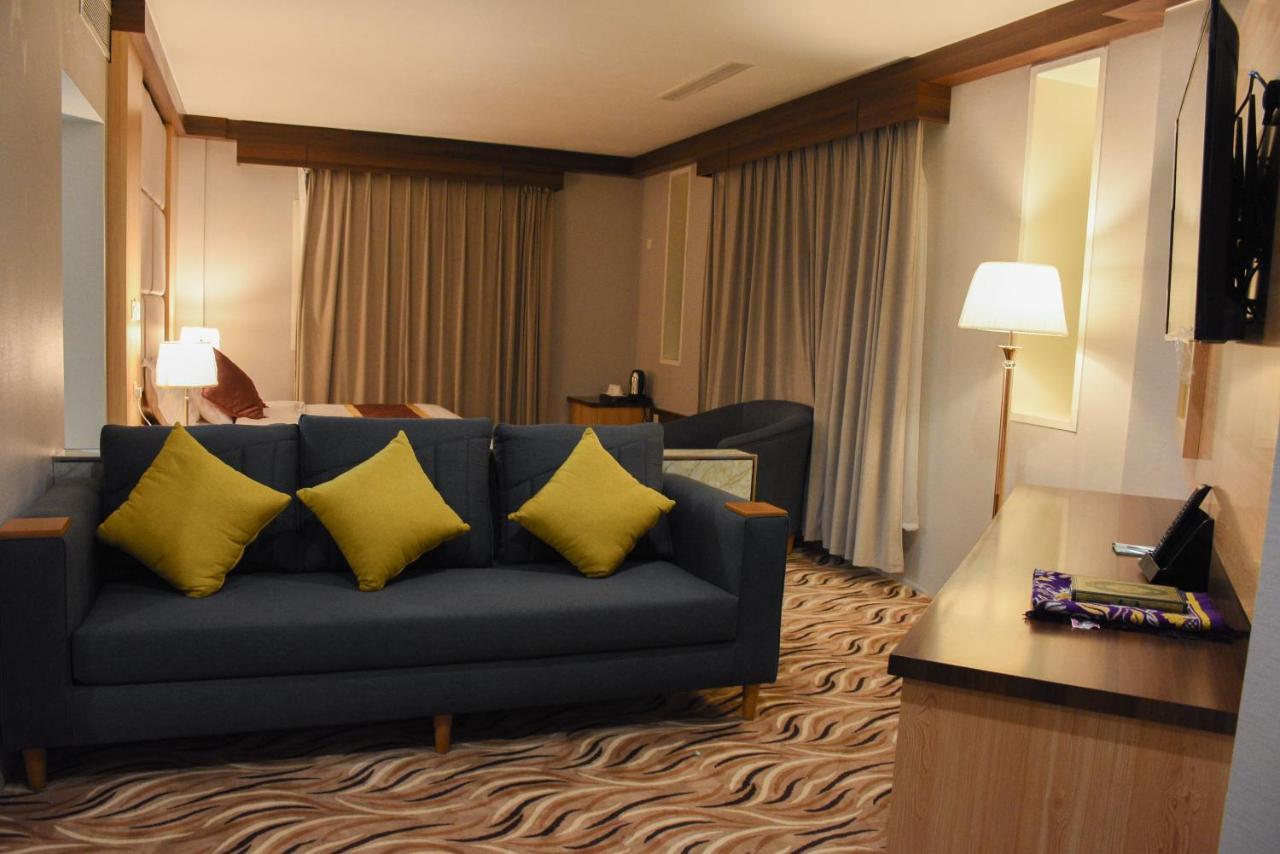 נג'ראן Florida Inn Hotel מראה חיצוני תמונה