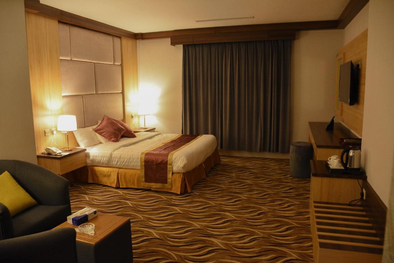 נג'ראן Florida Inn Hotel מראה חיצוני תמונה