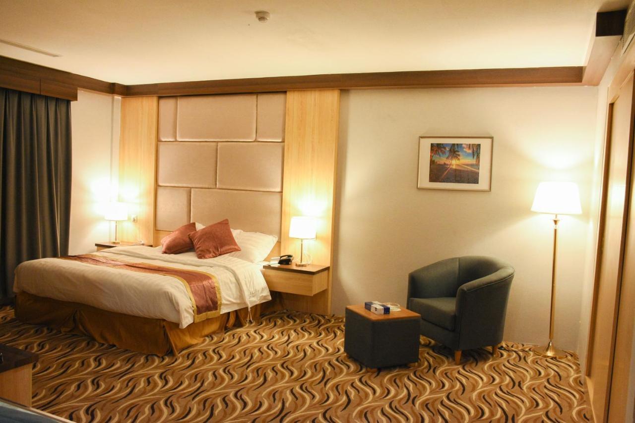 נג'ראן Florida Inn Hotel מראה חיצוני תמונה